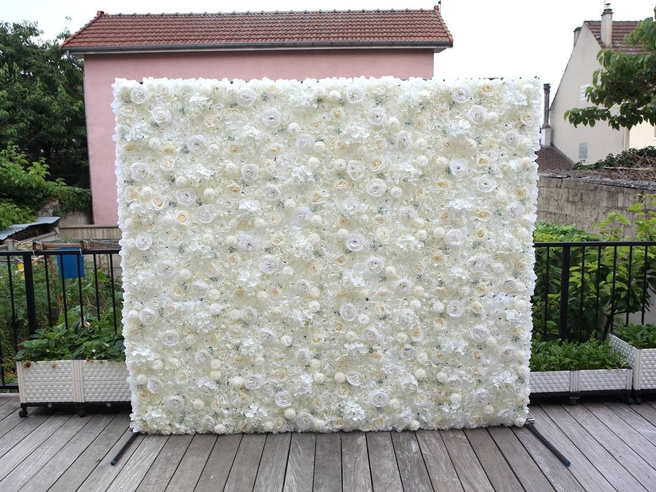 Mur de fleurs blanc – photo 1